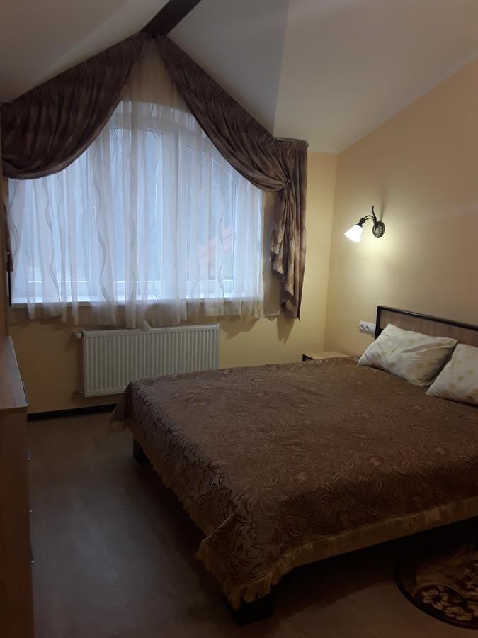 Gostynnyi Dvir Cottage 테르노필 외부 사진