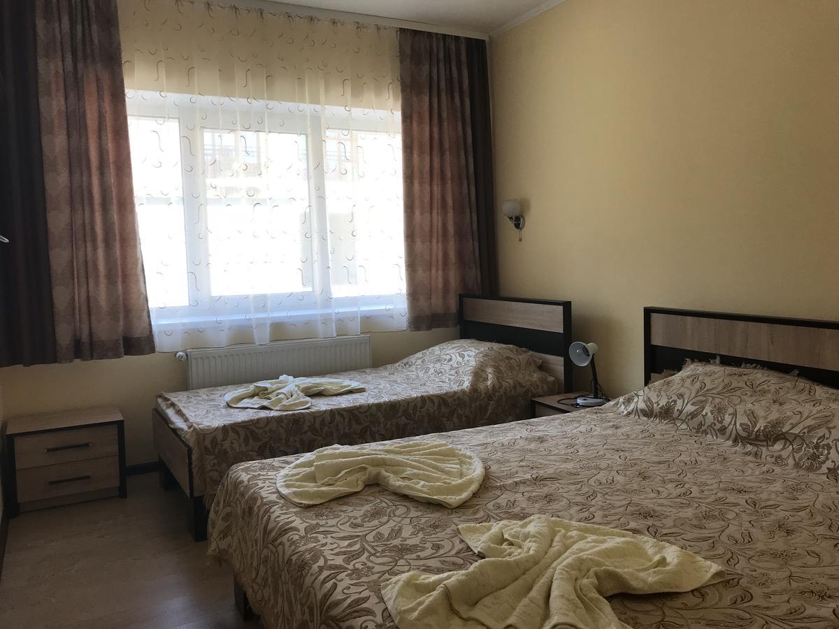 Gostynnyi Dvir Cottage 테르노필 외부 사진